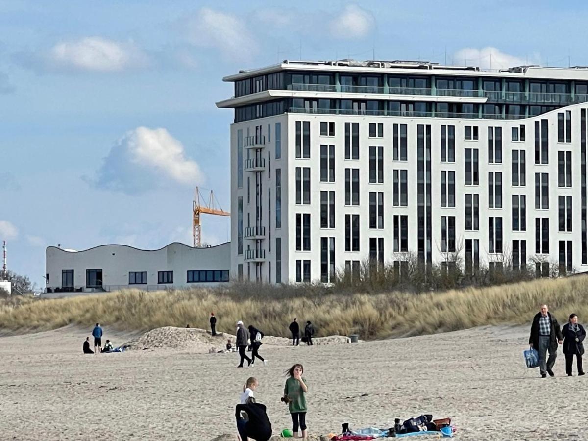 Beachside Haven: Exclusive Warnemünde Apartment with Sauna Rostock Exterior photo